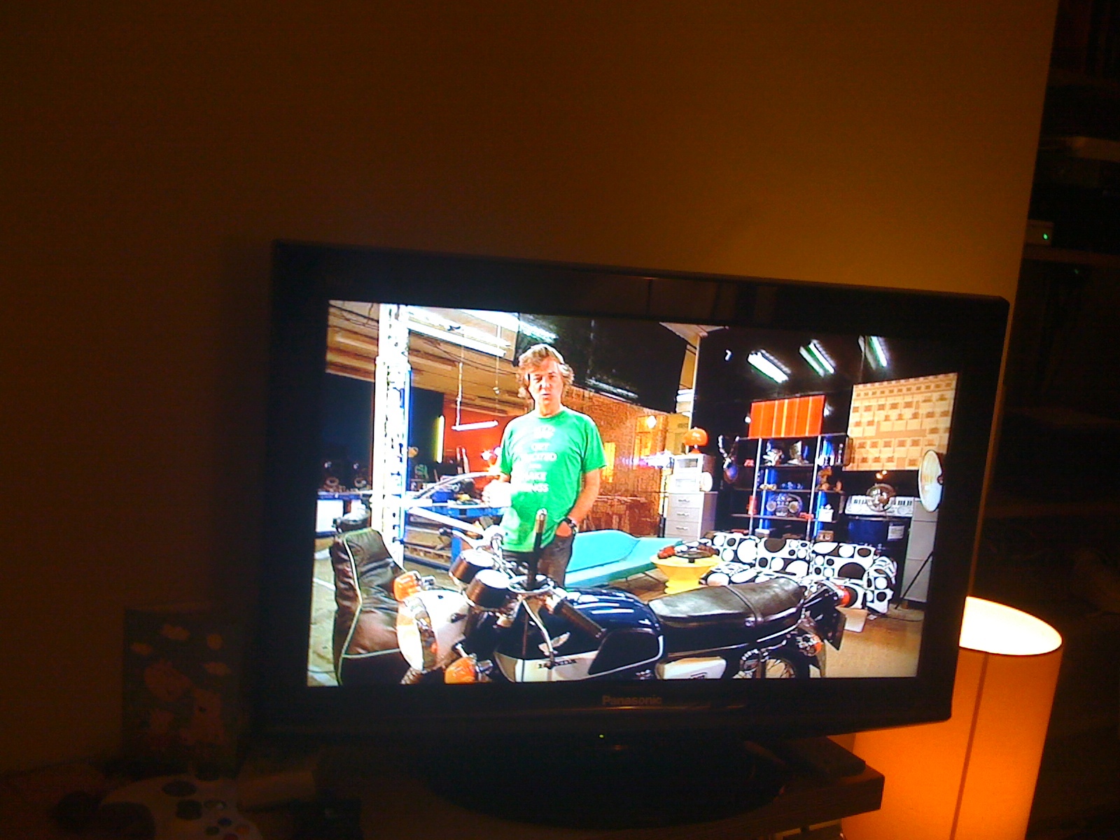 James May wearing the Howies 'Get Excited and Make Things' t-shirt on the BBC show Man Lab